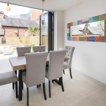 Townhouse By Harrogate Serviced Apartments מראה חיצוני תמונה