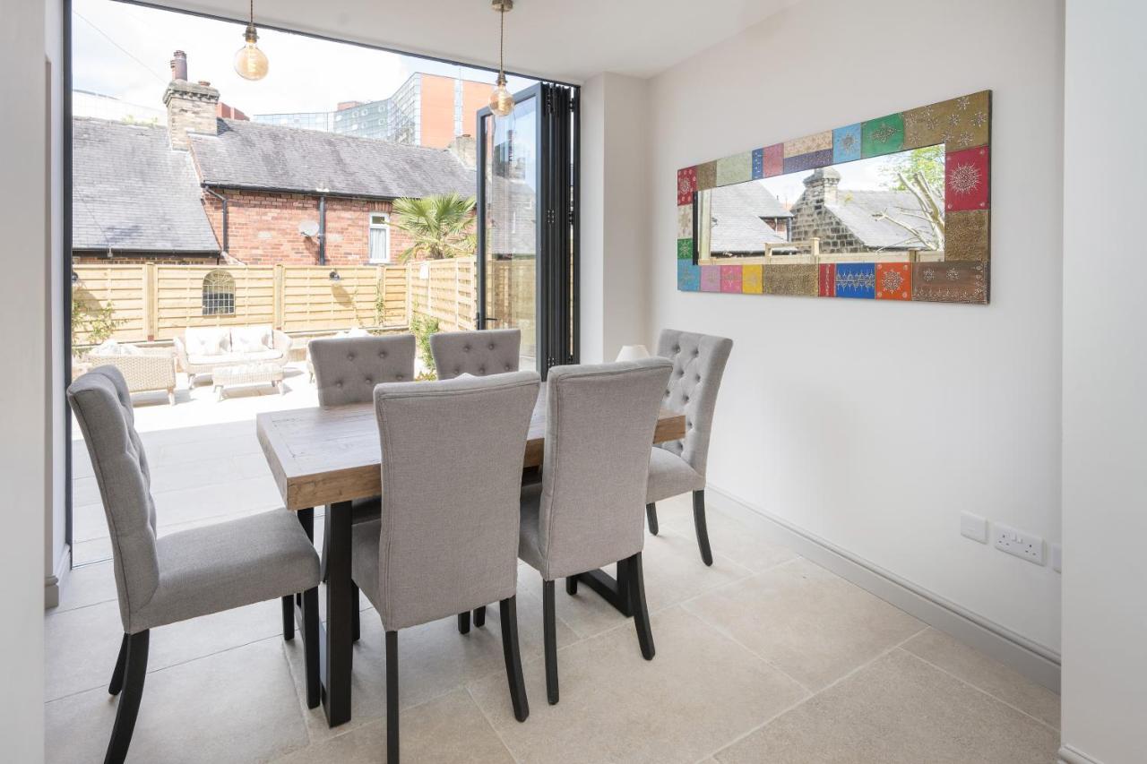 Townhouse By Harrogate Serviced Apartments מראה חיצוני תמונה