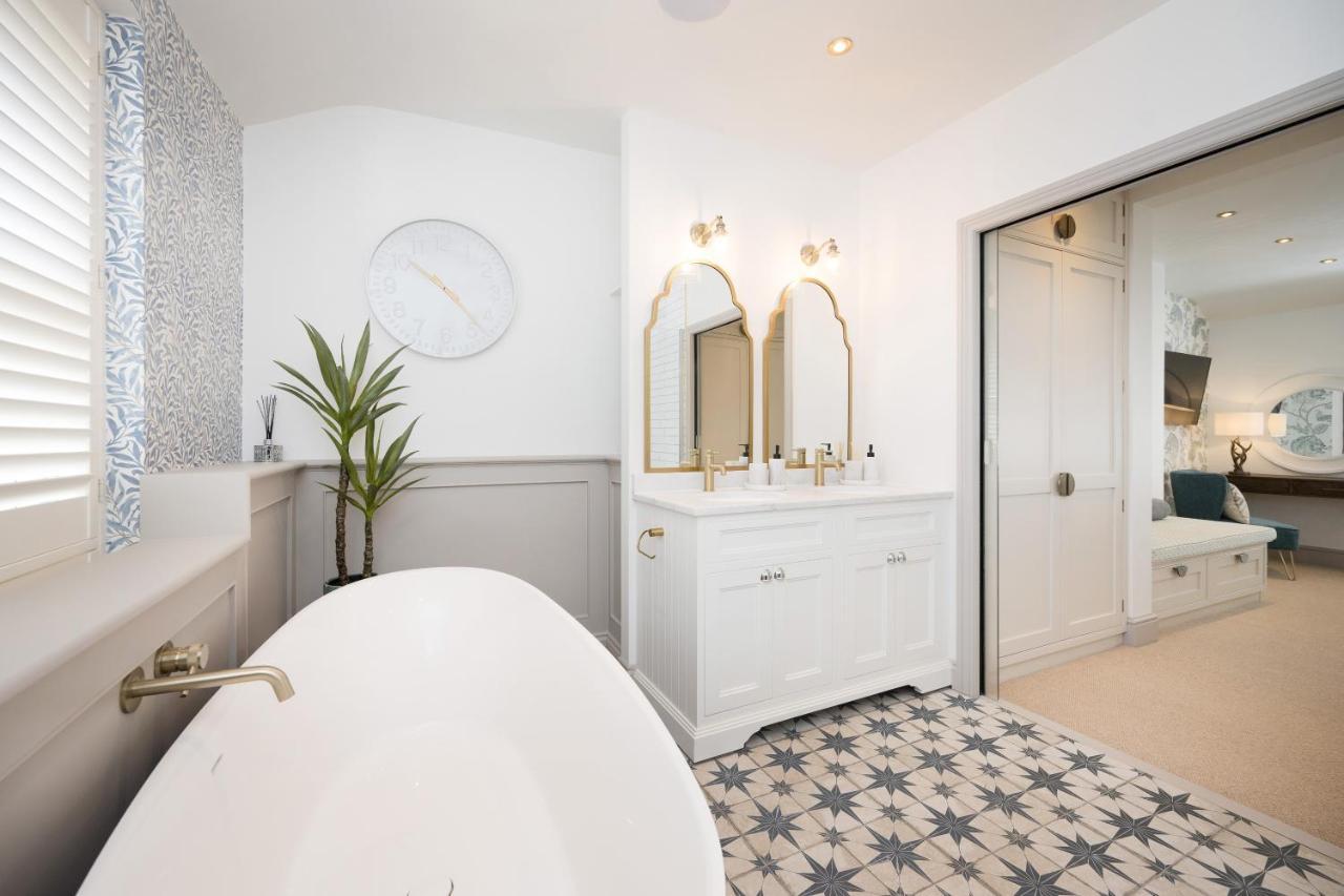 Townhouse By Harrogate Serviced Apartments מראה חיצוני תמונה