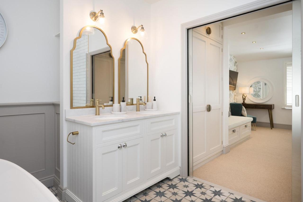 Townhouse By Harrogate Serviced Apartments מראה חיצוני תמונה