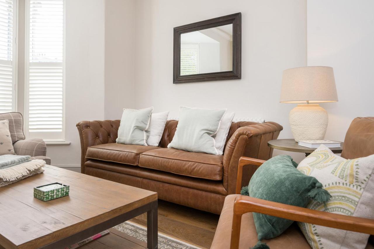 Townhouse By Harrogate Serviced Apartments מראה חיצוני תמונה