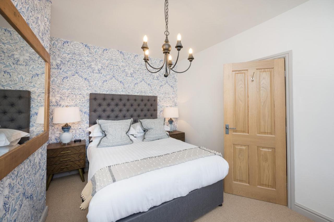 Townhouse By Harrogate Serviced Apartments מראה חיצוני תמונה