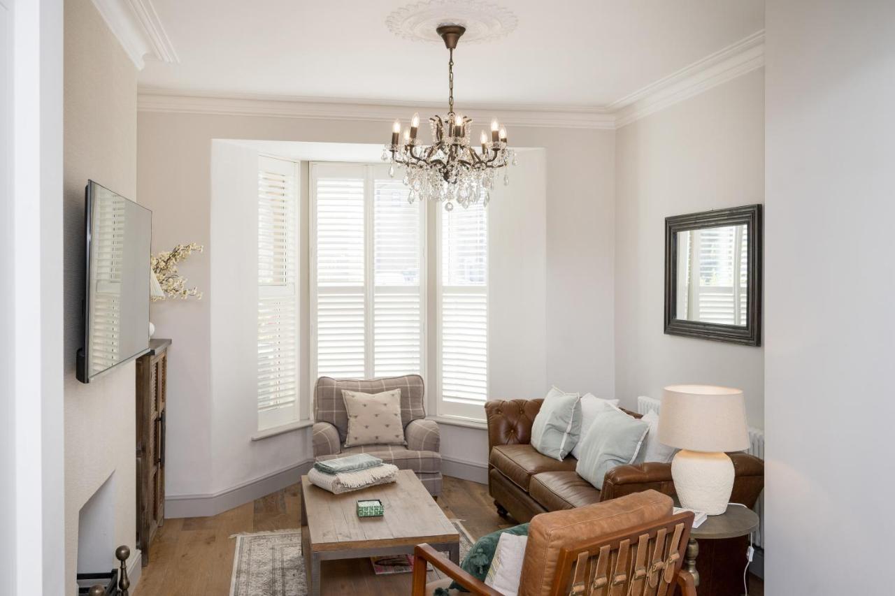 Townhouse By Harrogate Serviced Apartments מראה חיצוני תמונה